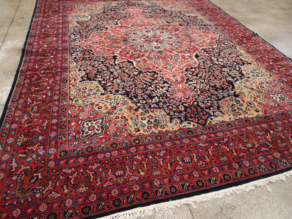 Antique Persian Sarouk Carpet, No.18387 - Staging