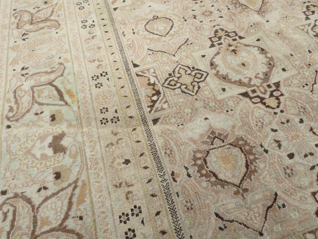 Antique Persian Dorokhsh Carpet, No.18392 - Staging