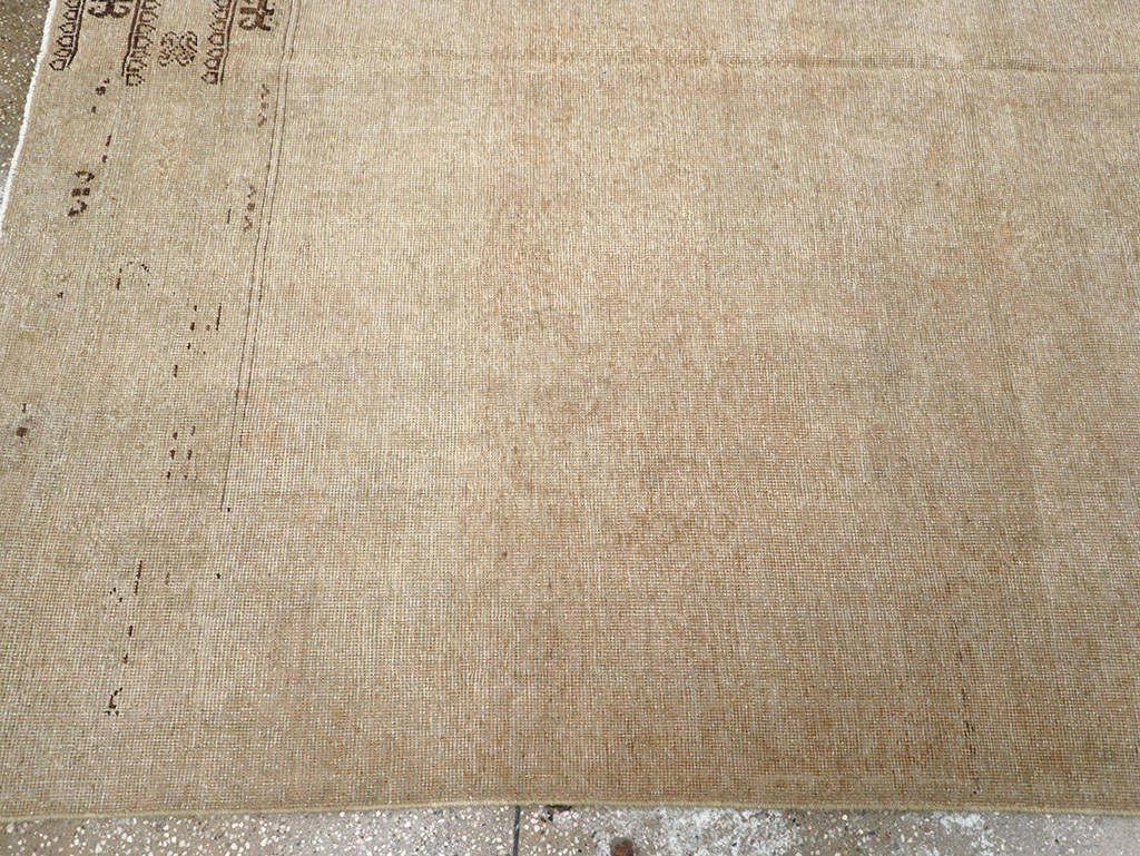 Vintage East Turkestan Khotan Carpet, No.18403 - Staging