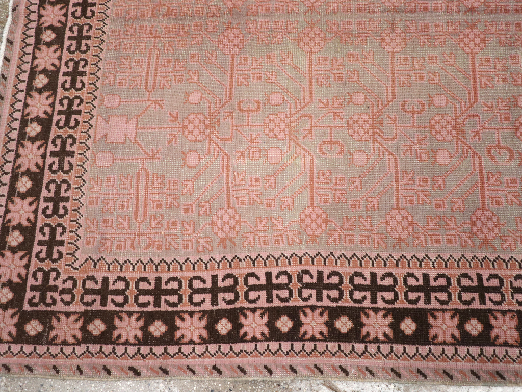 Vintage East Turkestan Khotan Carpet, No.18409 - Staging