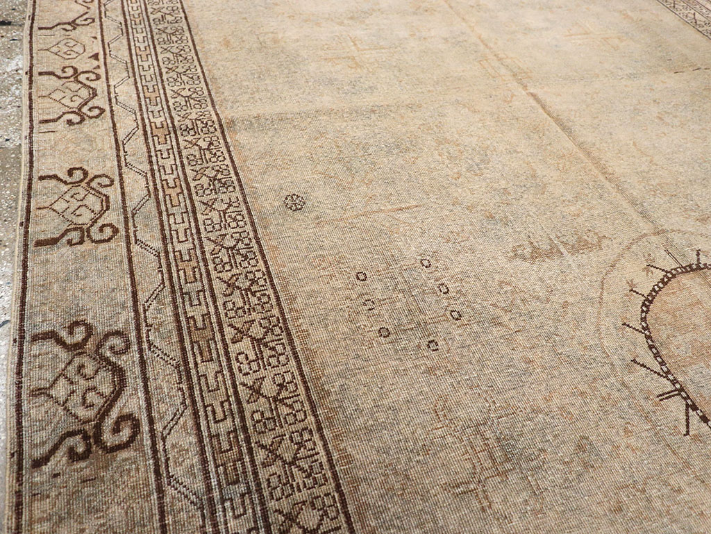 Vintage East Turkestan Khotan Carpet, No.18411 - Staging