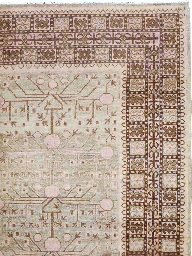 Vintage East Turkestan Khotan Carpet, No.18426 - Staging