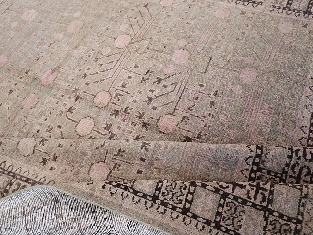Vintage East Turkestan Khotan Carpet, No.18426 - Staging