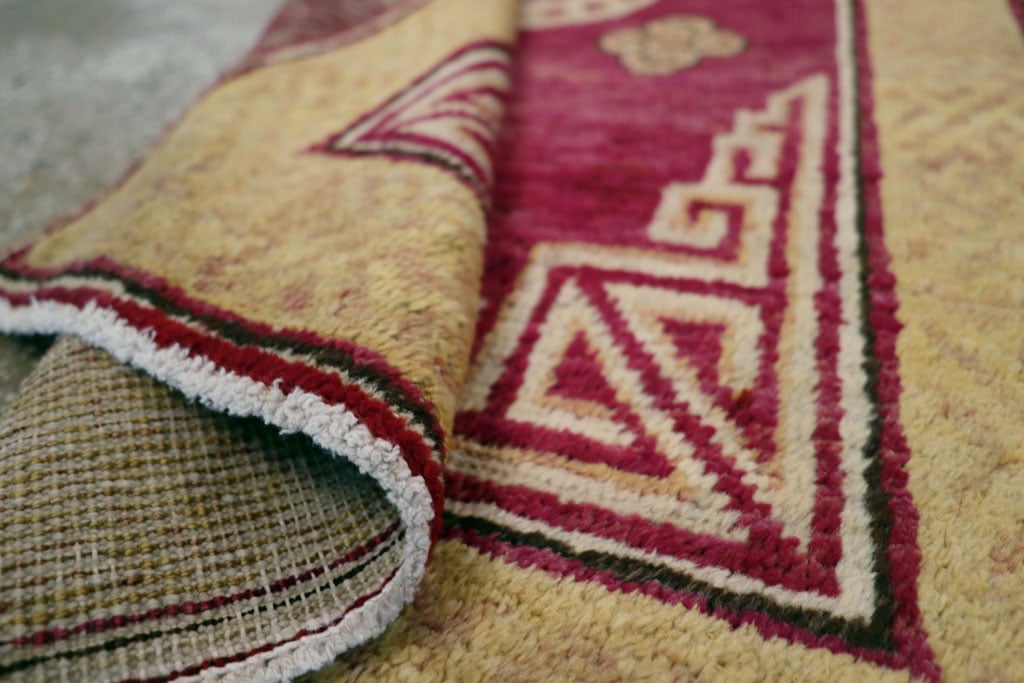 Antique East Turkestan Khotan Rug, No.18429 - Staging