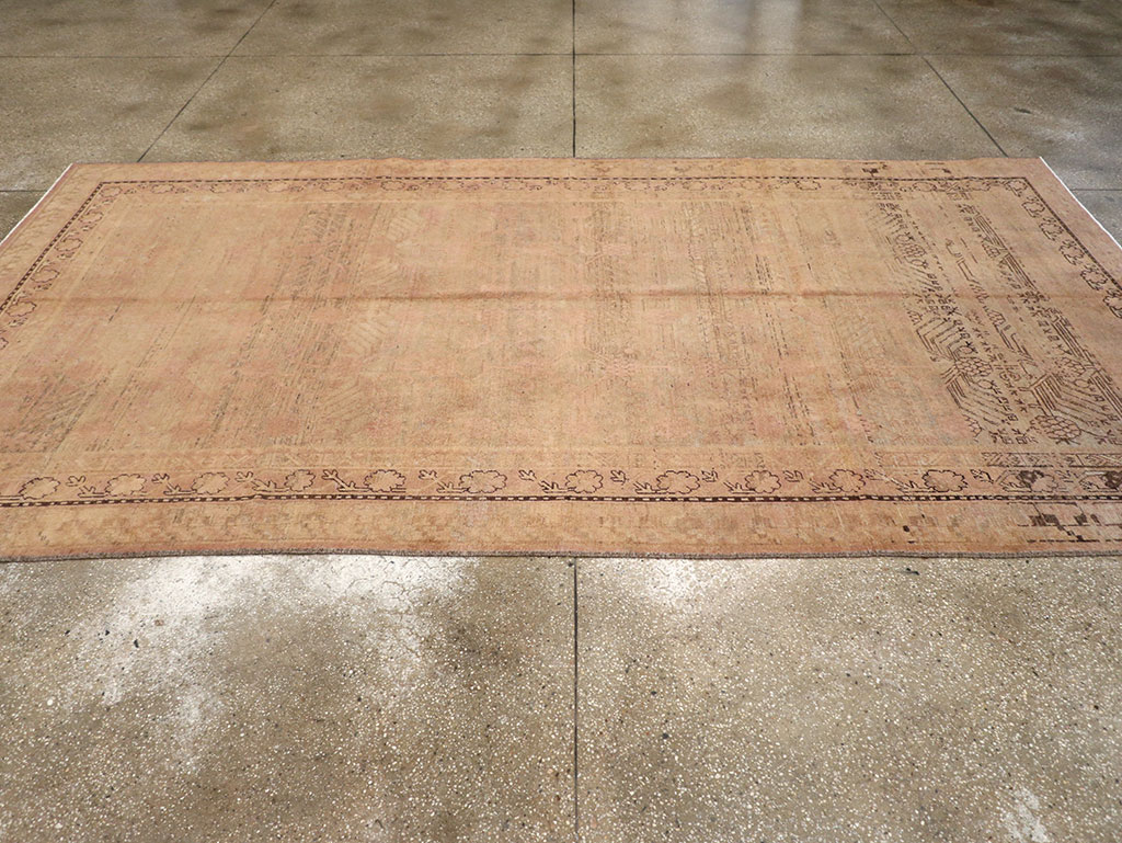 Vintage East Turkestan Khotan Carpet, No.18440 - Staging