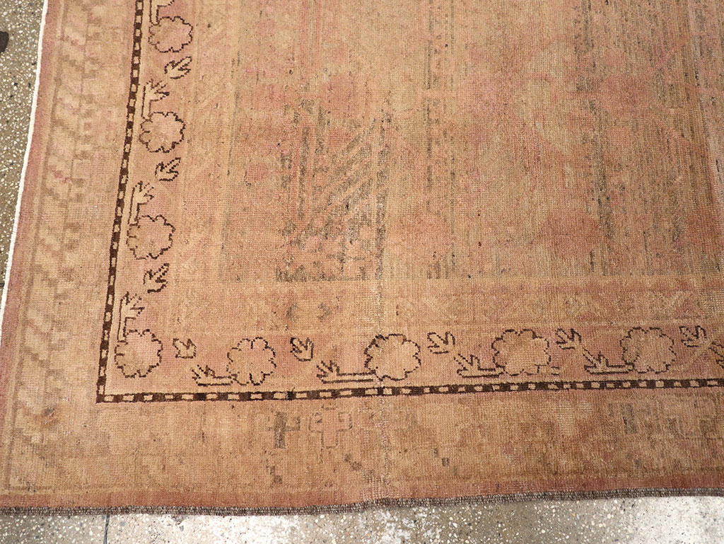 Vintage East Turkestan Khotan Carpet, No.18440 - Staging