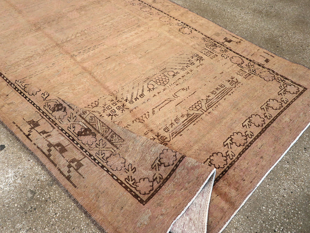 Vintage East Turkestan Khotan Carpet, No.18440 - Staging
