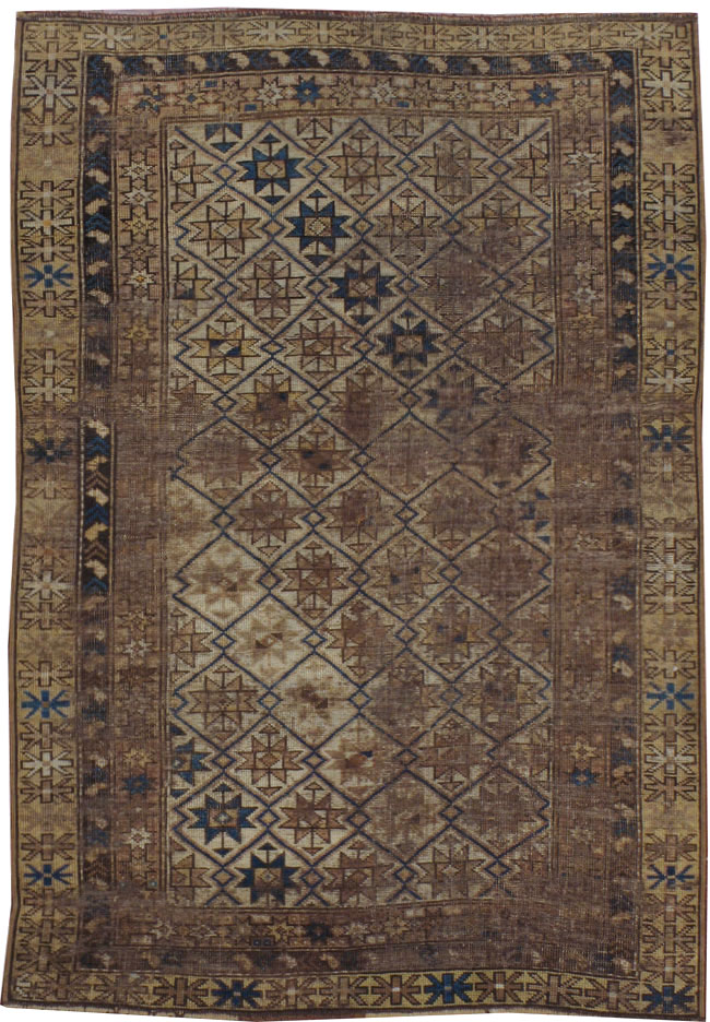 Antique Caucasian Shirvan Rug, No.18469 - Staging