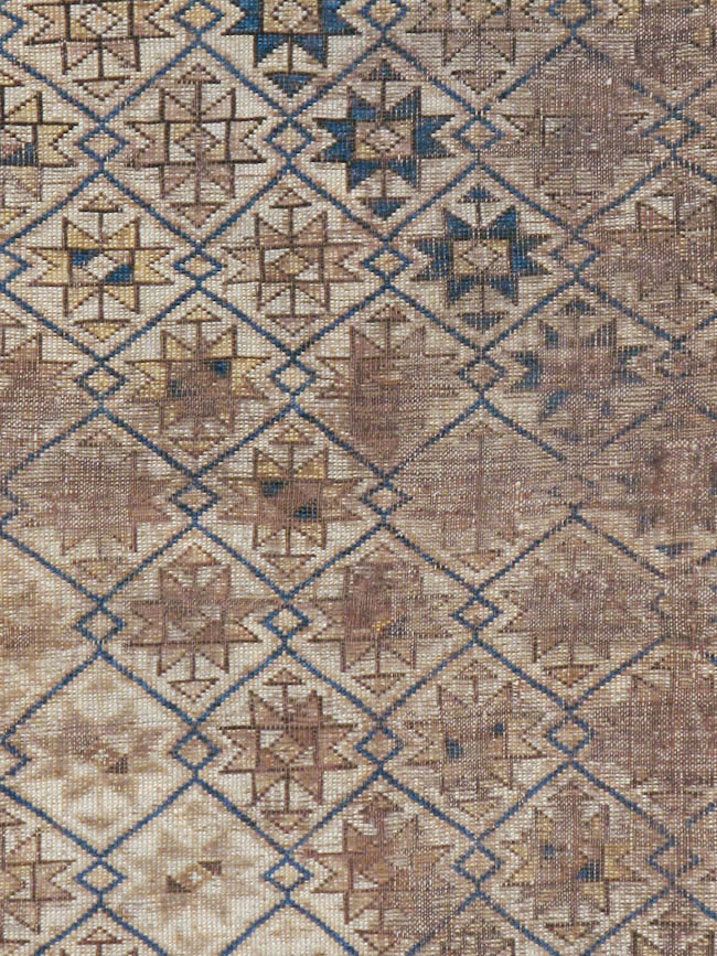 Antique Caucasian Shirvan Rug, No.18469 - Staging