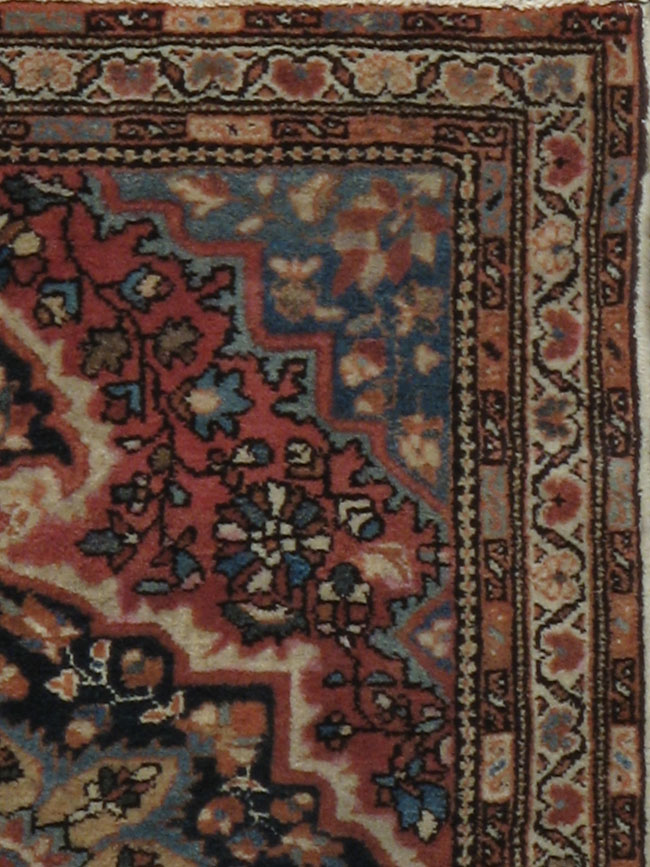 Antique Persian Sarouk Fereghan Rug, No.18482 - Staging