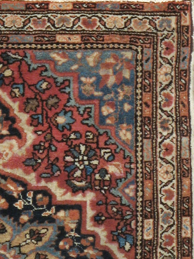 Antique Persian Sarouk Fereghan Rug, No.18482 - Staging