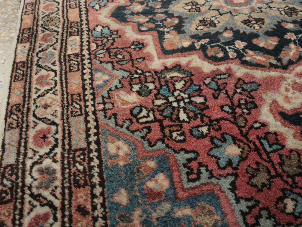 Antique Persian Sarouk Fereghan Rug, No.18482 - Staging