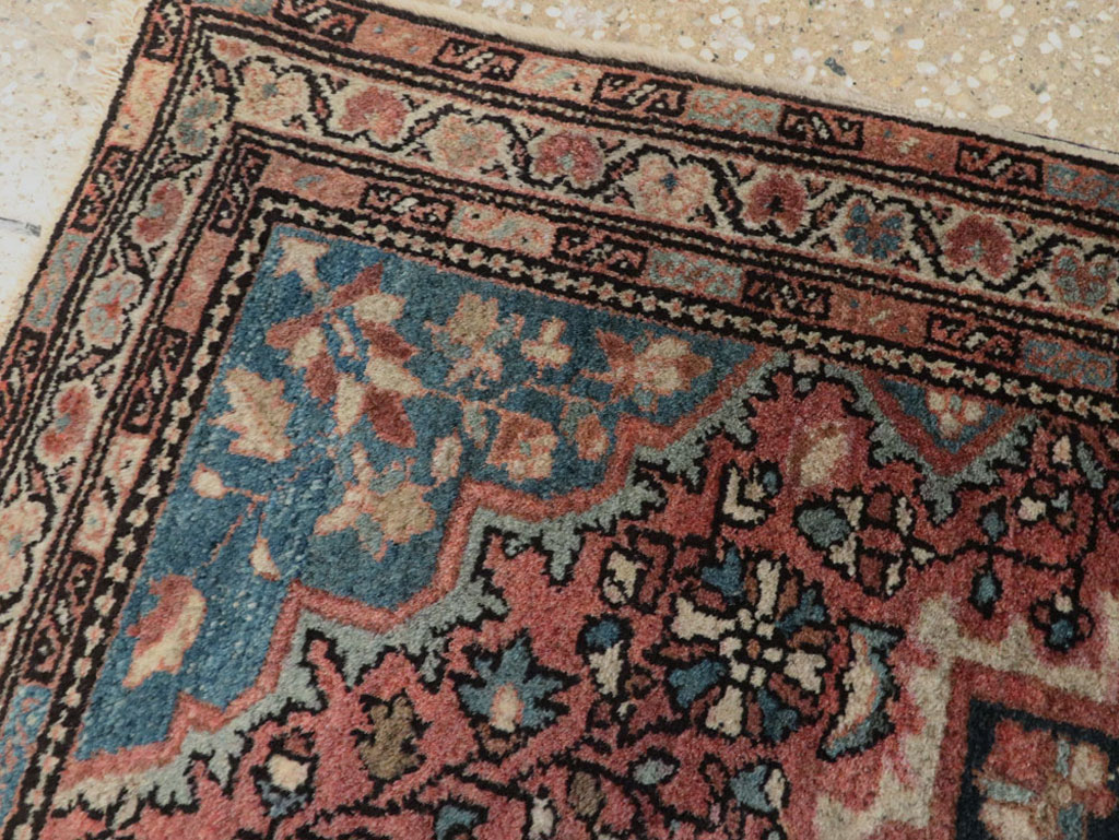 Antique Persian Sarouk Fereghan Rug, No.18482 - Staging