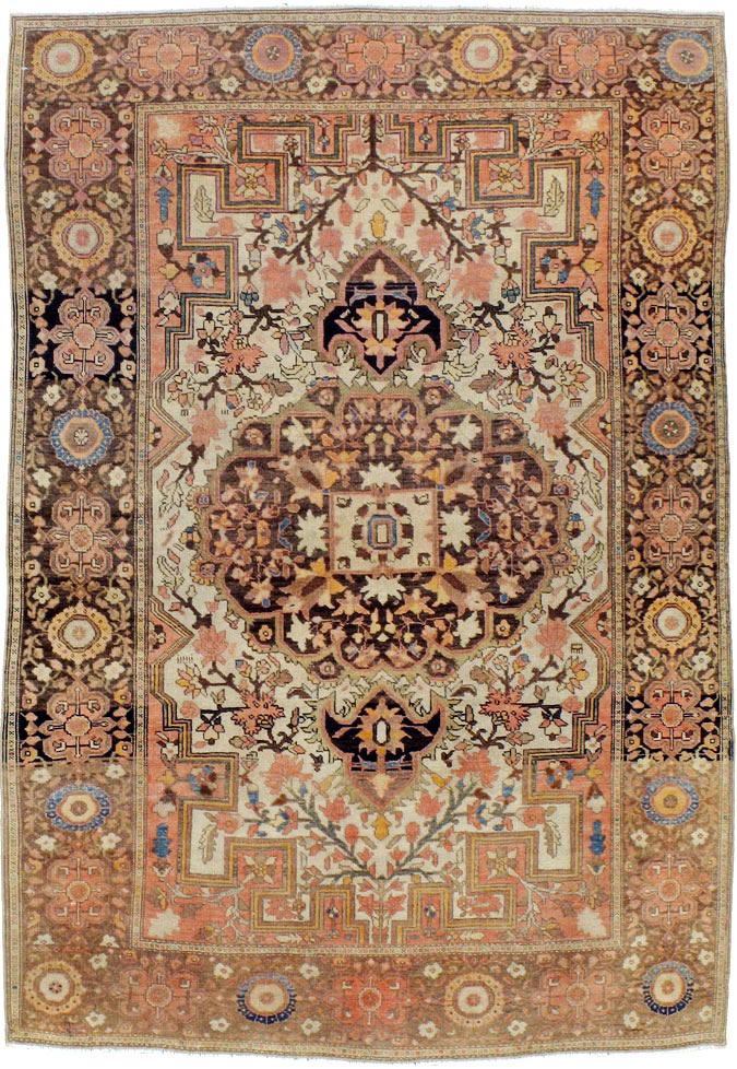 Antique Persian Sarouk Farahan Rug, No.18504 - Staging