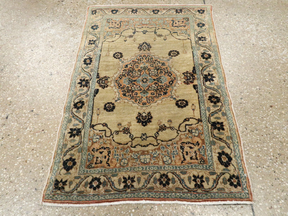 Antique Persian Tabriz Hagi Jalili Rug, No.18516 - Staging