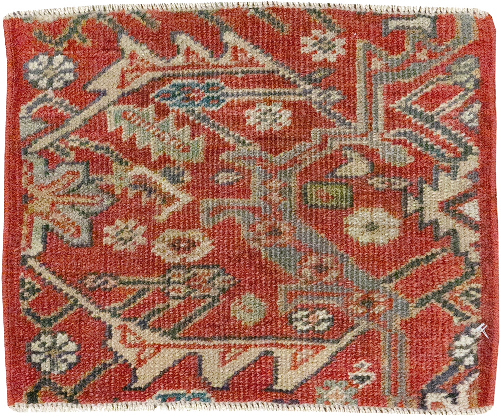 Antique Persian Mahal Throw Rug, No.18520 - Staging