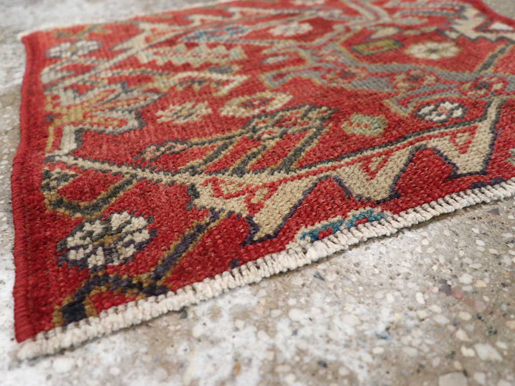 Antique Persian Mahal Throw Rug, No.18520 - Staging