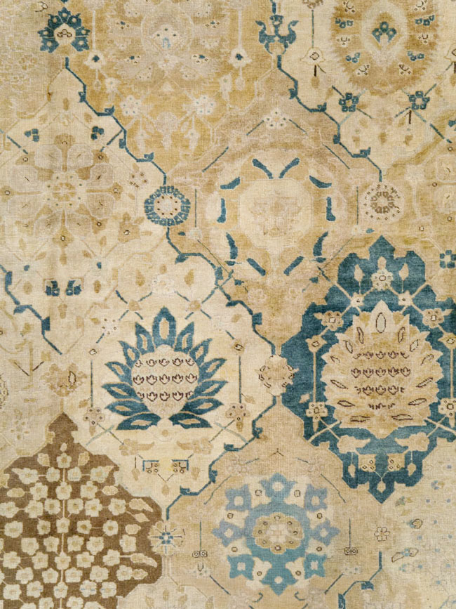 Antique Persian Tabriz Carpet, No.18571 - Staging