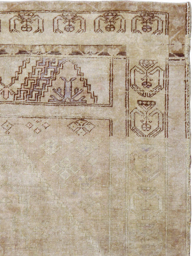 Vintage Turkish Oushak Rug, No.18602 - Staging