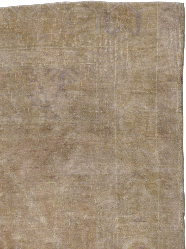 Vintage Turkish Oushak Rug, No.18602 - Staging