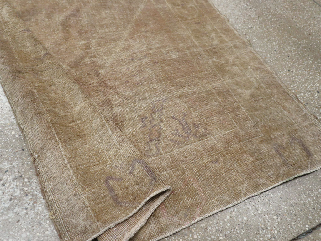 Vintage Turkish Oushak Rug, No.18602 - Staging