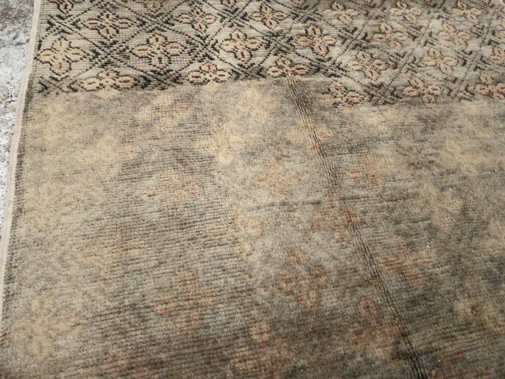 Vintage Turkish Anatolian Rug, No.18610 - Staging