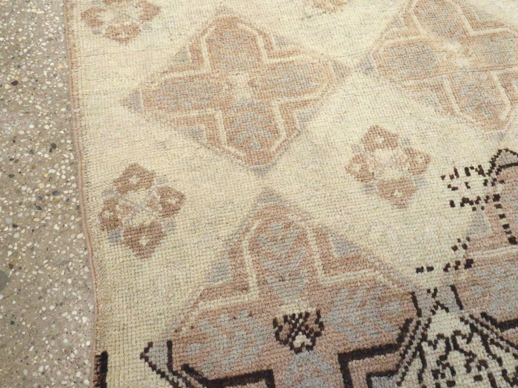 Vintage Turkish Anatolian Rug, No.18612 - Staging