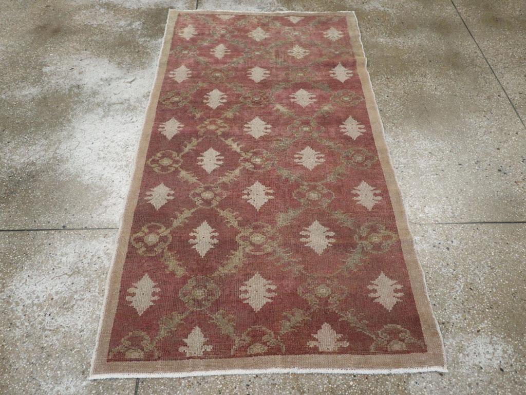 Vintage Turkish Anatolian Throw Rug, No.18618 - Staging