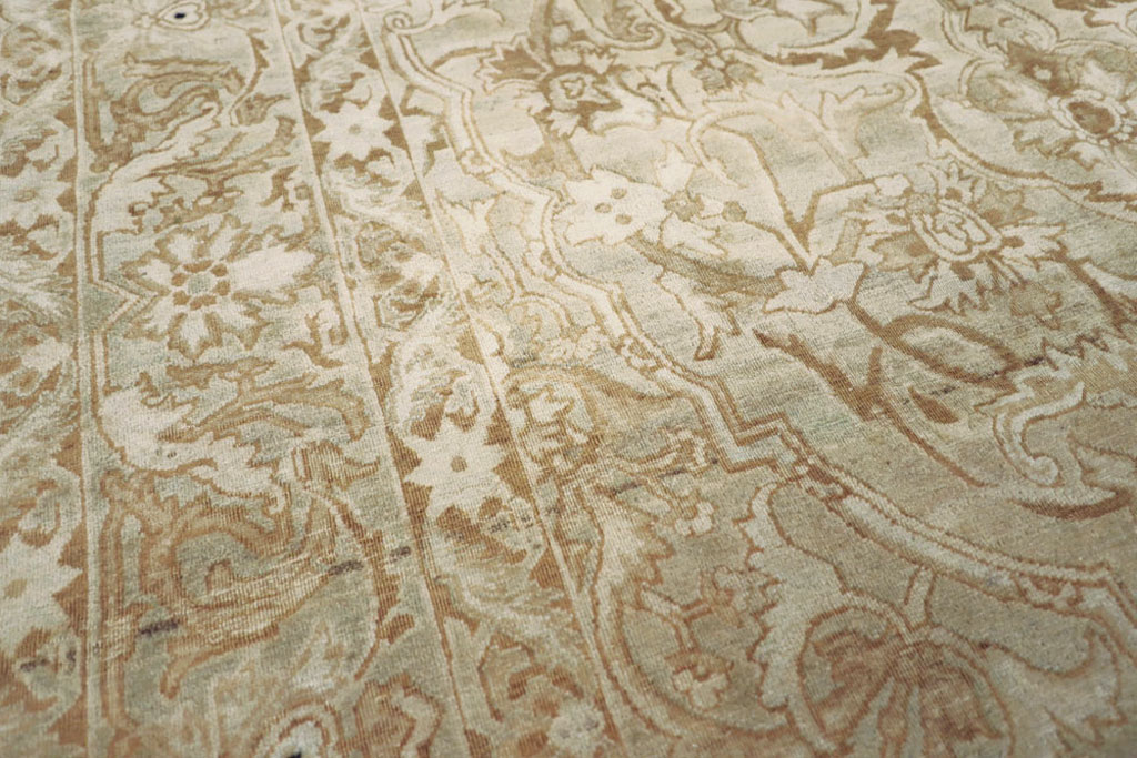 Antique Persian Lavar Kerman Rug, No.18620 - Staging