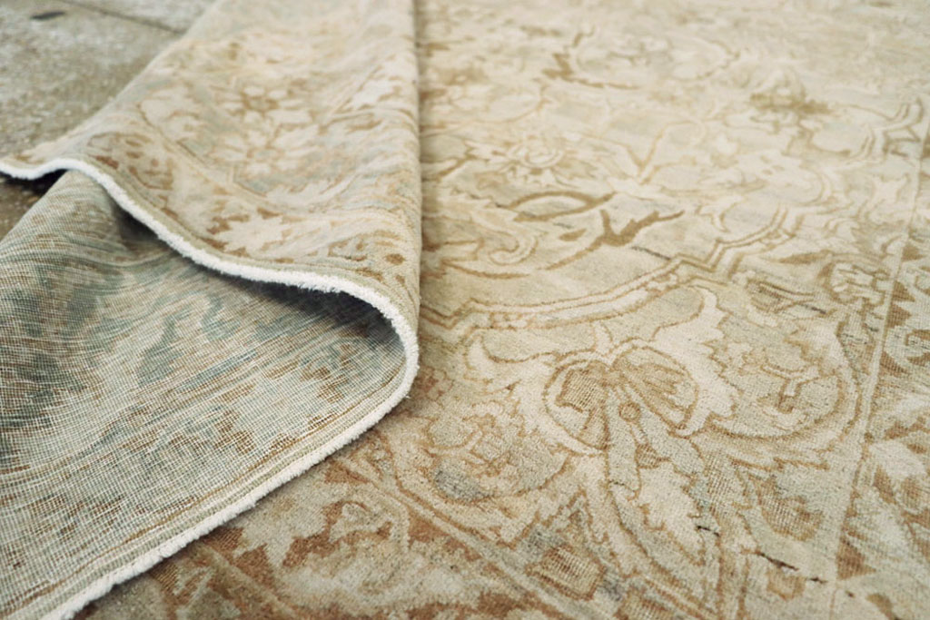 Antique Persian Lavar Kerman Rug, No.18620 - Staging