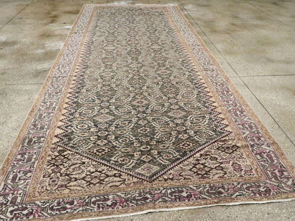 Vintage Persian Malayer Carpet, No.18637 - Staging