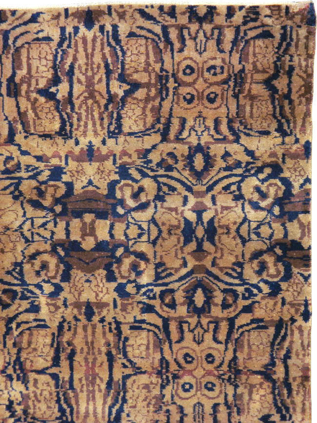Vintage Indian Lahore Carpet, No.18650 - Staging