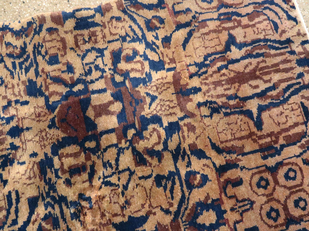 Vintage Indian Lahore Carpet, No.18650 - Staging