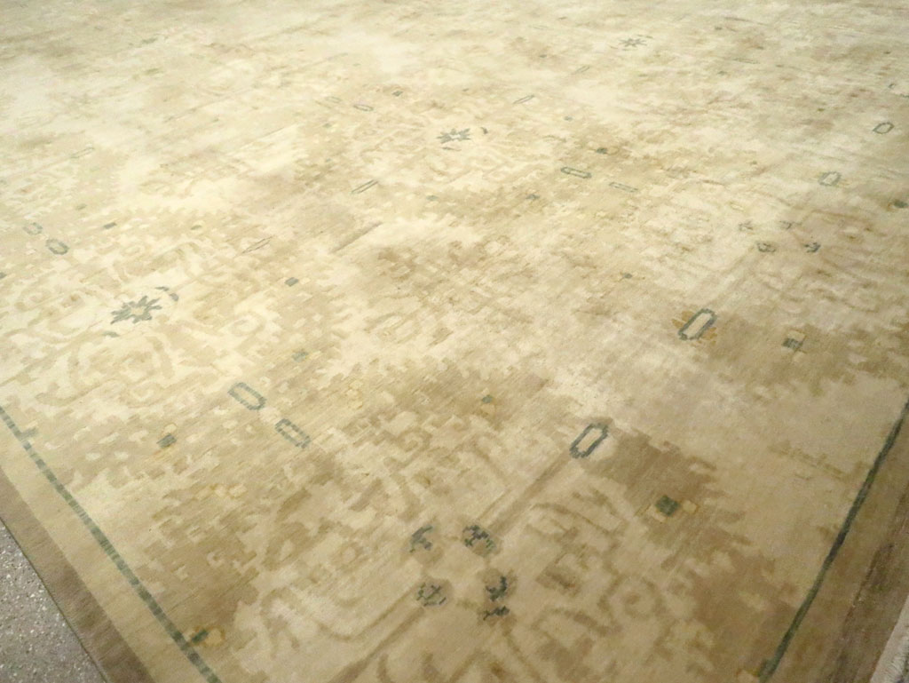 Vintage Indian Lahore Oversize Carpet, No.18660 - Staging