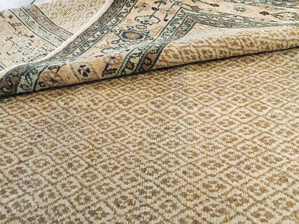 Antique Persian Malayer Carpet, No.18676 - Staging