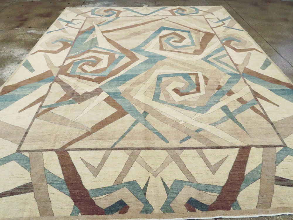 Modernist Persian Tabriz Room Size Carpet, No.18677 - Staging