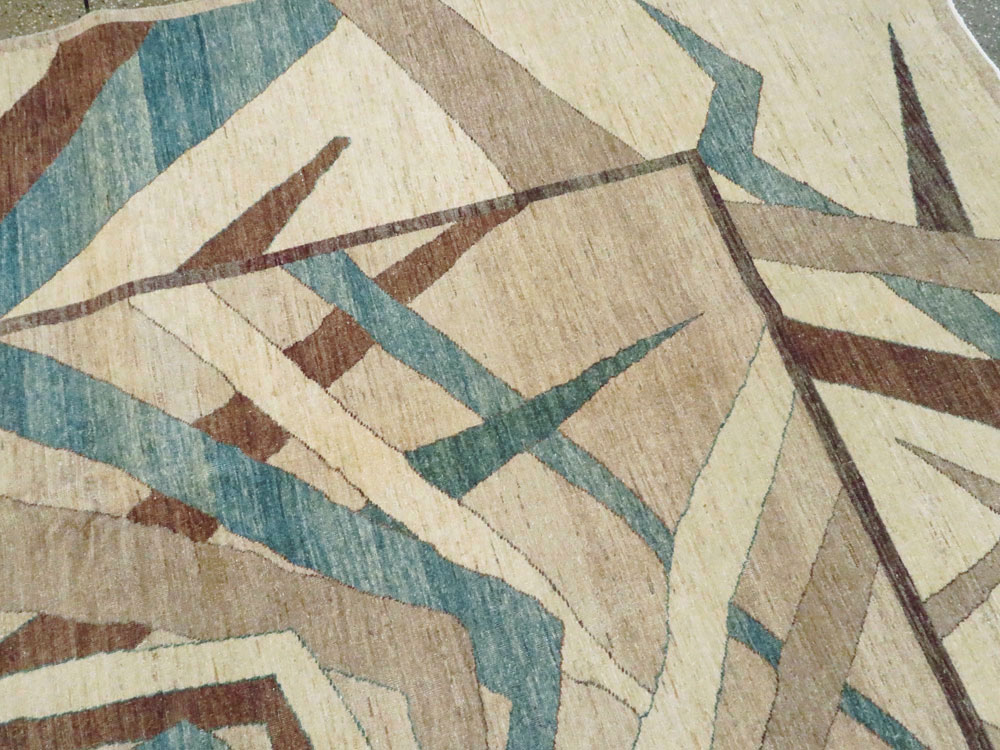 Modernist Persian Tabriz Room Size Carpet, No.18677 - Staging