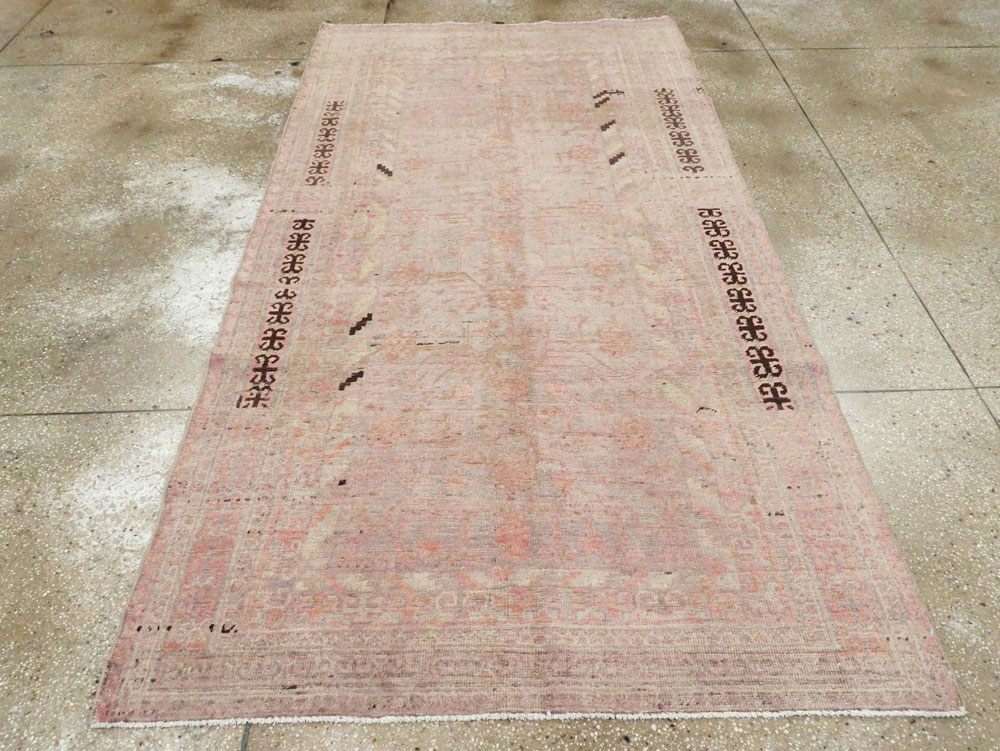 Vintage East Turkestan Khotan Rug, No.18718 - Staging