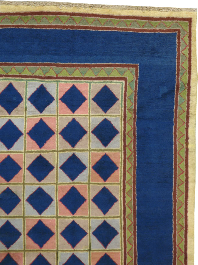 Vintage Indian Art Deco Carpet, No.18745 - Staging