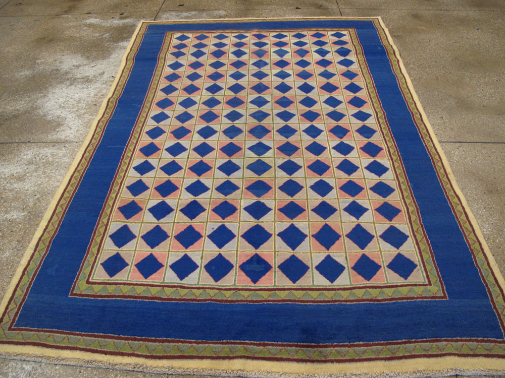 Vintage Indian Art Deco Carpet, No.18745 - Staging