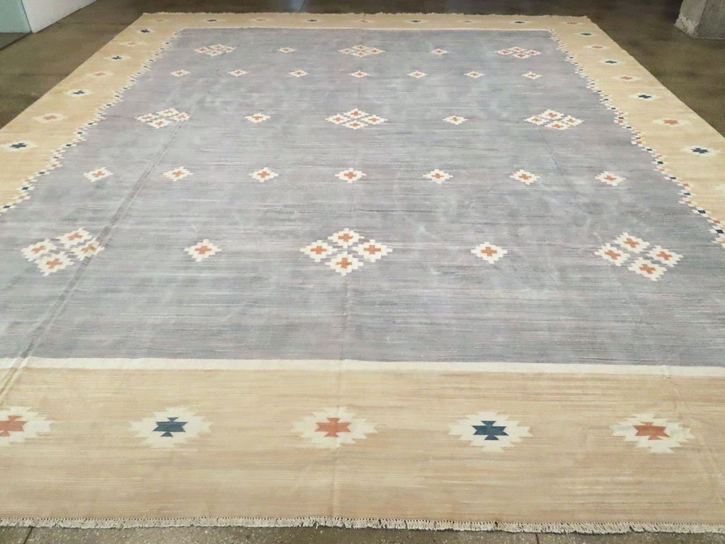 Vintage Indian Flatweave Kilim Dhurrie, No.18754 - Staging