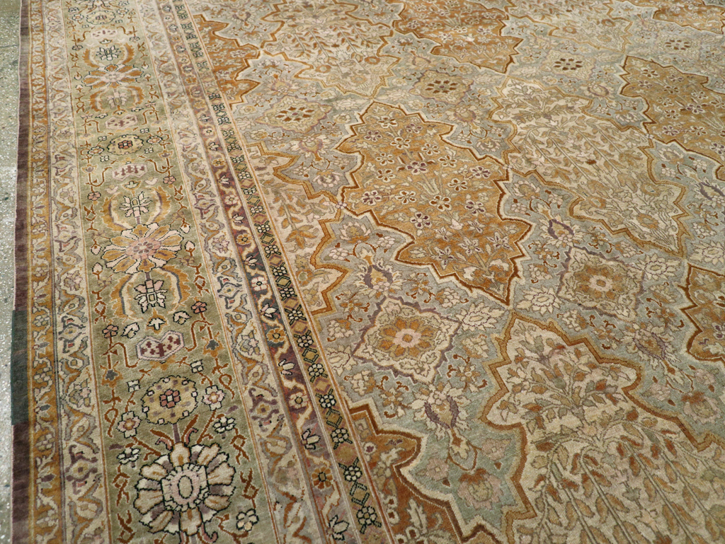 Antique Indian Lahore Carpet, No.18775 - Staging