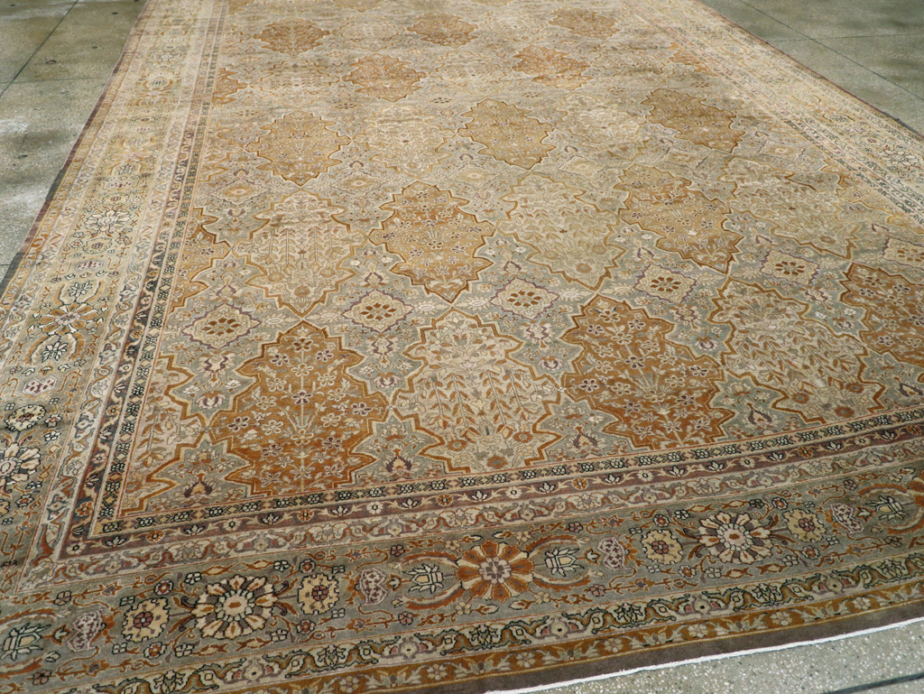 Antique Indian Lahore Carpet, No.18775 - Staging