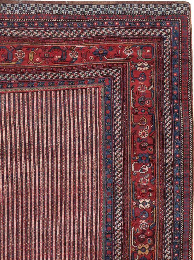 Antique Persian Qashqai Carpet, No.18791 - Staging