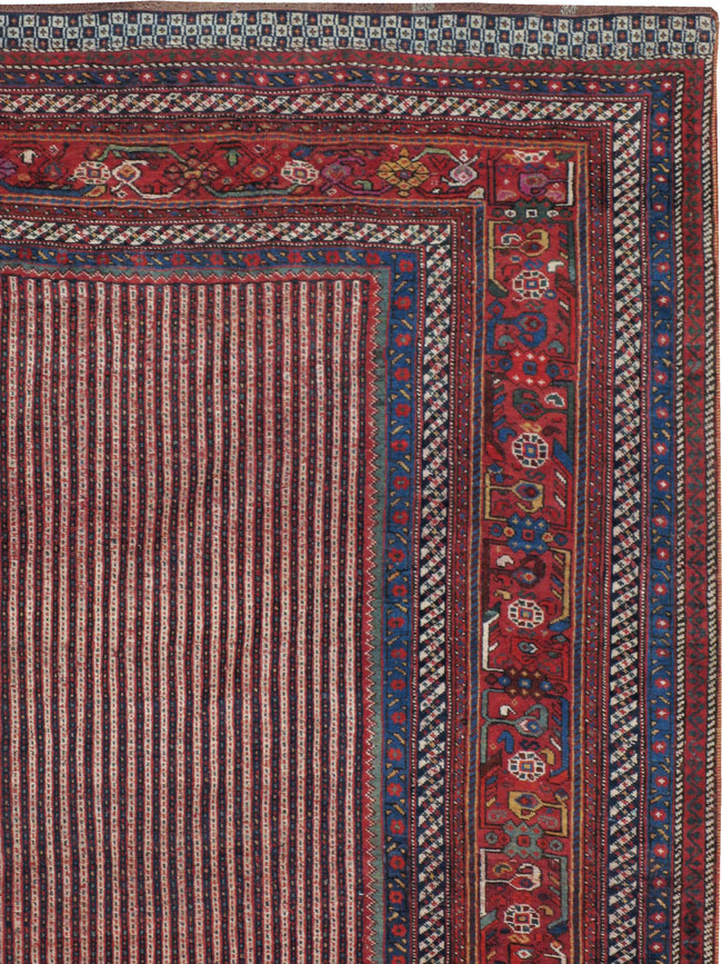 Antique Persian Qashqai Carpet, No.18791 - Staging