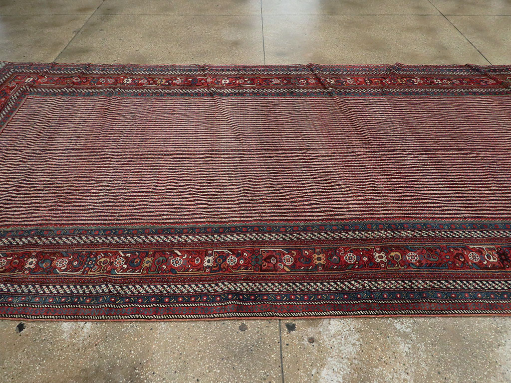 Antique Persian Qashqai Carpet, No.18791 - Staging