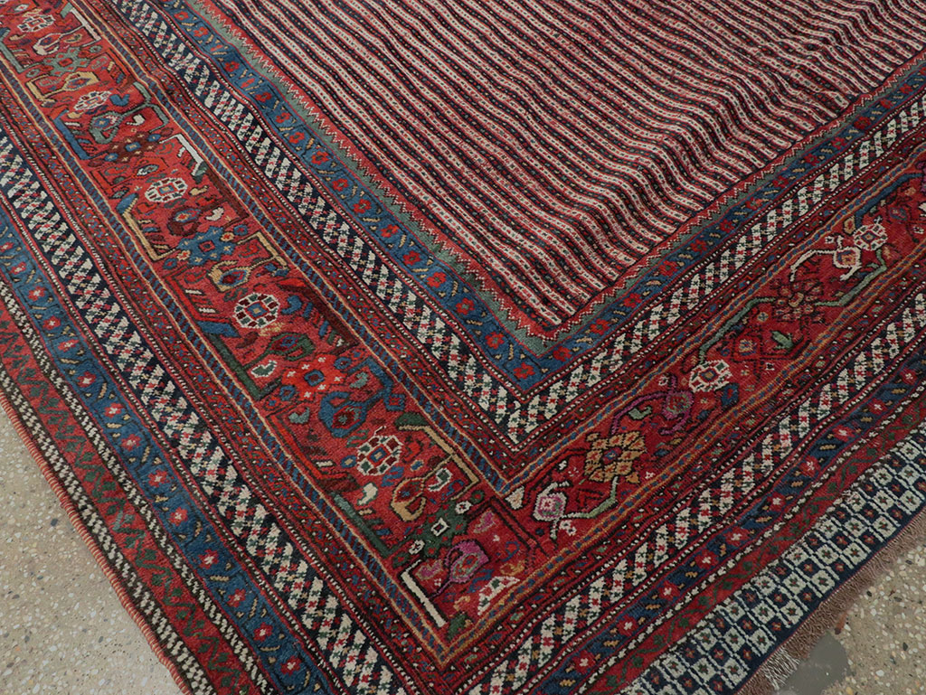Antique Persian Qashqai Carpet, No.18791 - Staging