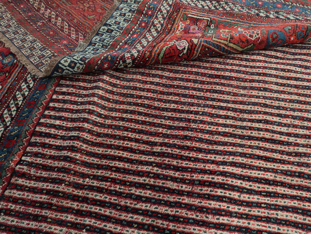 Antique Persian Qashqai Carpet, No.18791 - Staging