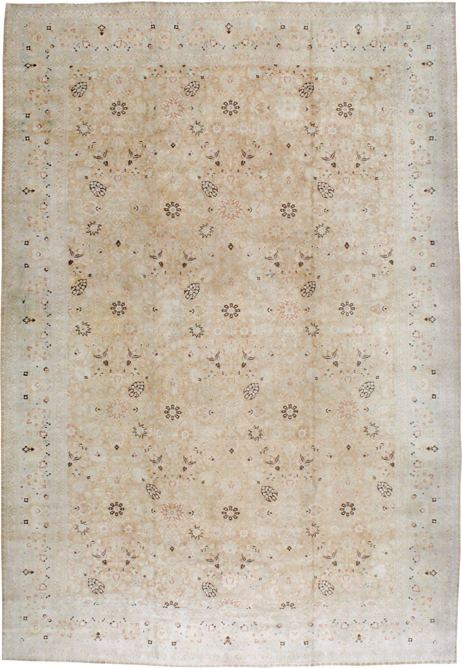 Antique Persian Tabriz Carpet, No.18848 - Staging