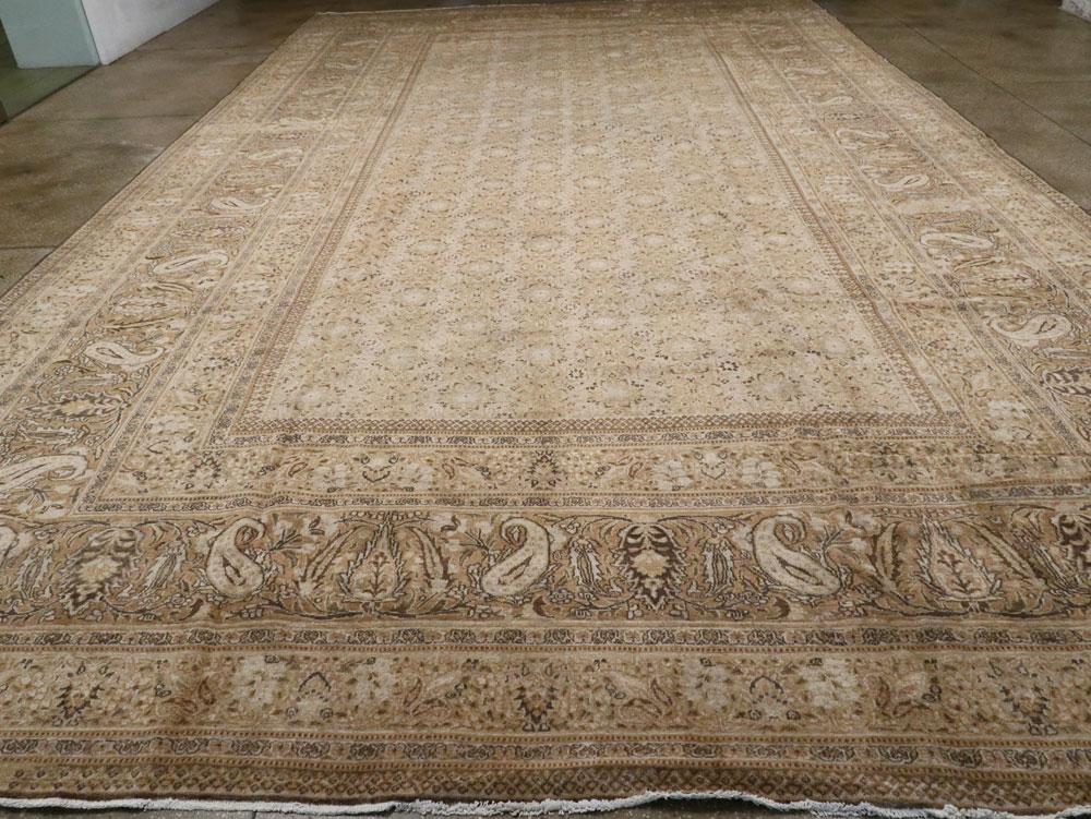Antique Persian Dorokhsh Carpet, No.18851 - Staging